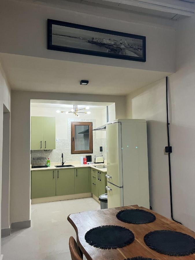 Apartamento Malaga Centro Triton Luaran gambar