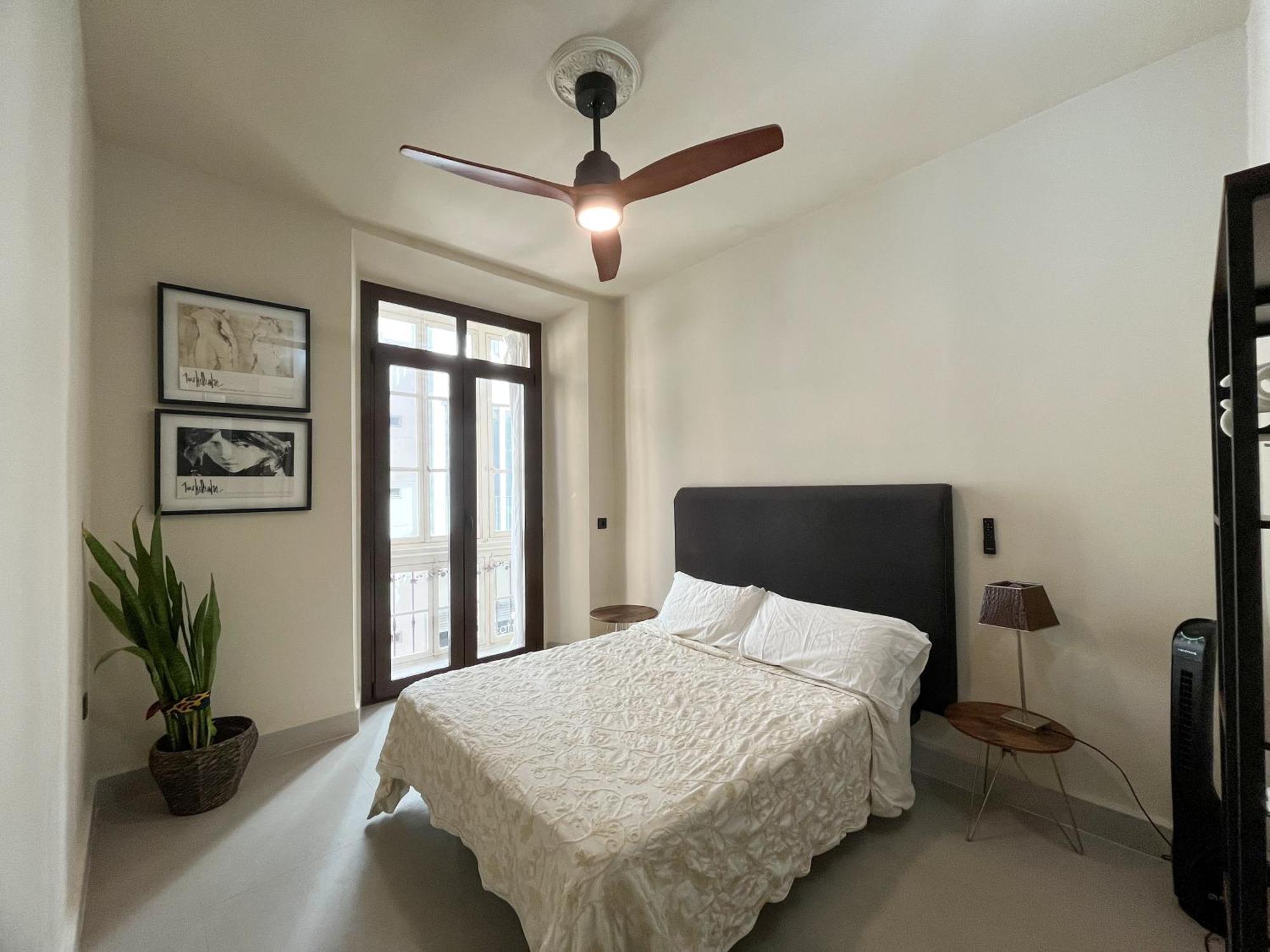 Apartamento Malaga Centro Triton Luaran gambar